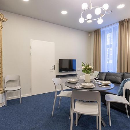Dandelion Apartments Bruninieku Riga Kültér fotó